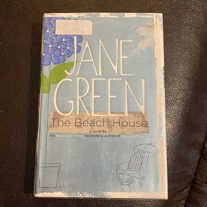 📚2/$14; 3/$16; 4/$18; 5/$20 ADD $2 for any additional books! ENJOY📚📚📚